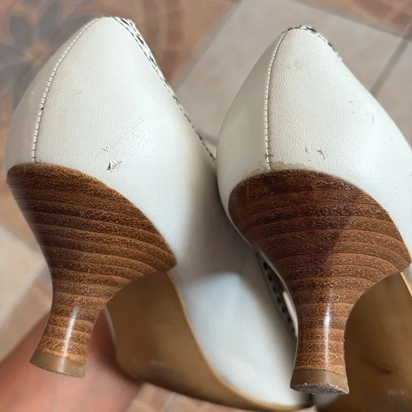 Vintage leather Franco Sarto Women's White Bow kitten Heels - Picture 6 of 11